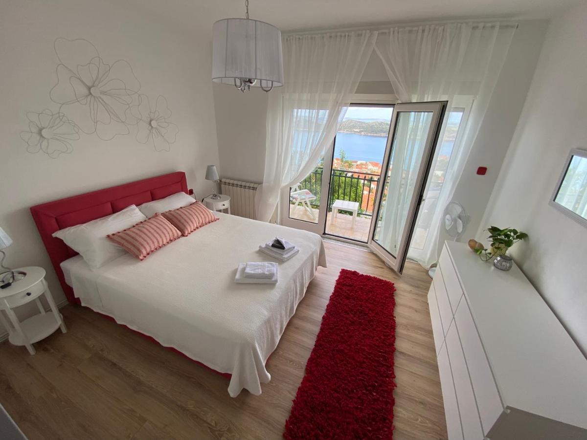 Apartman Betty Шибеник Екстер'єр фото