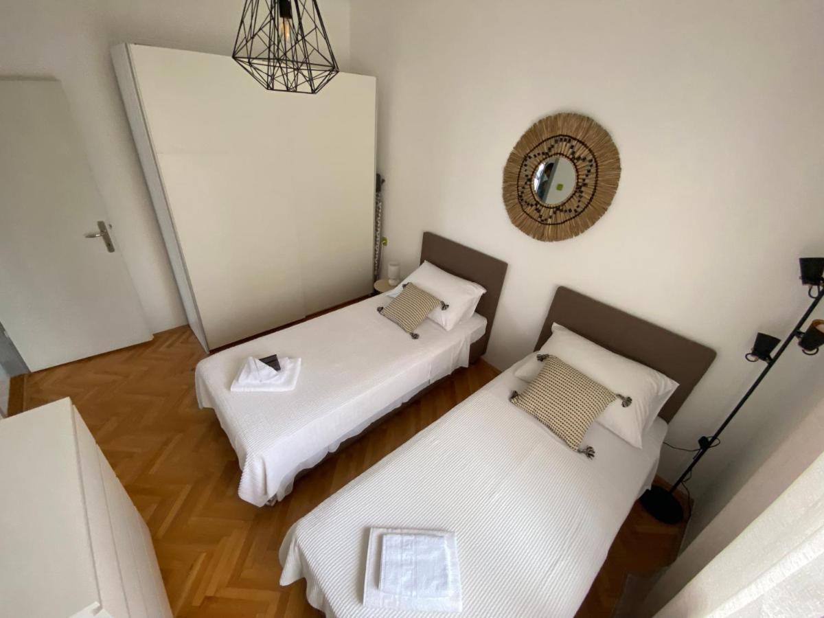 Apartman Betty Шибеник Екстер'єр фото