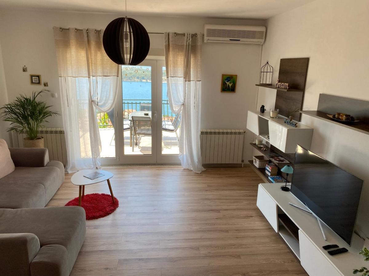 Apartman Betty Шибеник Екстер'єр фото
