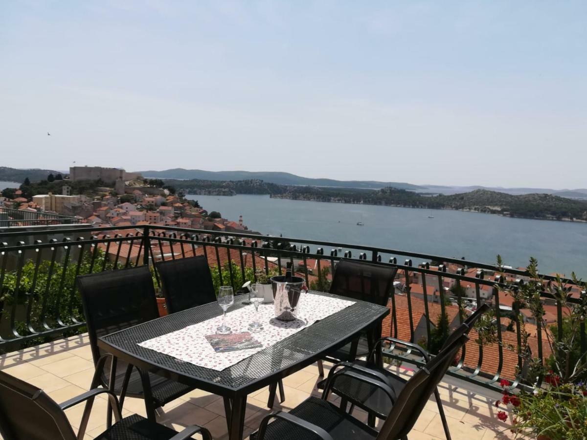 Apartman Betty Шибеник Екстер'єр фото